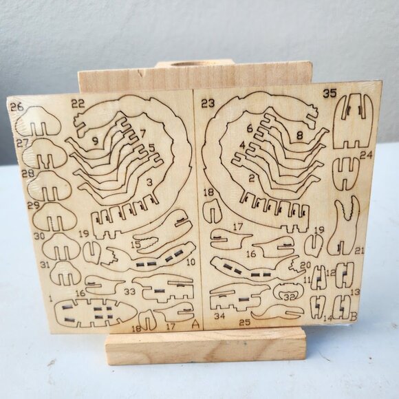 NEW 3D Wooden Scorpion Puzzle Insect Animal Model Kit STEM Crafts DIY Brain - Picture 2 of 5